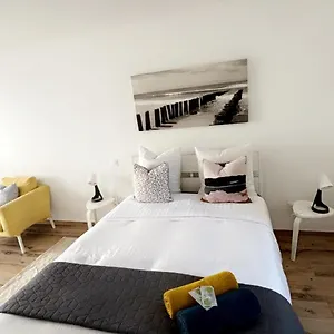 Le Petit Olivier Aparthotel